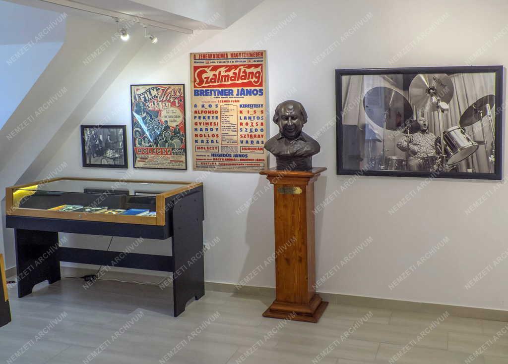 Kiállítás - Budapest - Képes Magyar Jazztötténet című kiállítás