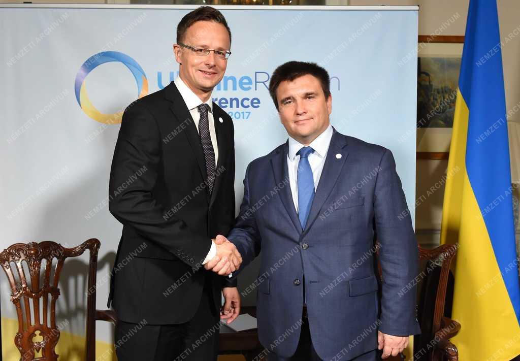 Szijjártó Péter Londonban