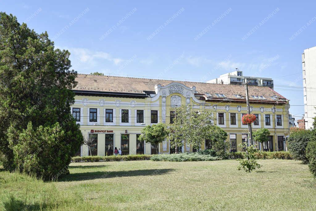 Kereskedelem - Budapest - Erzsébet Üzletház