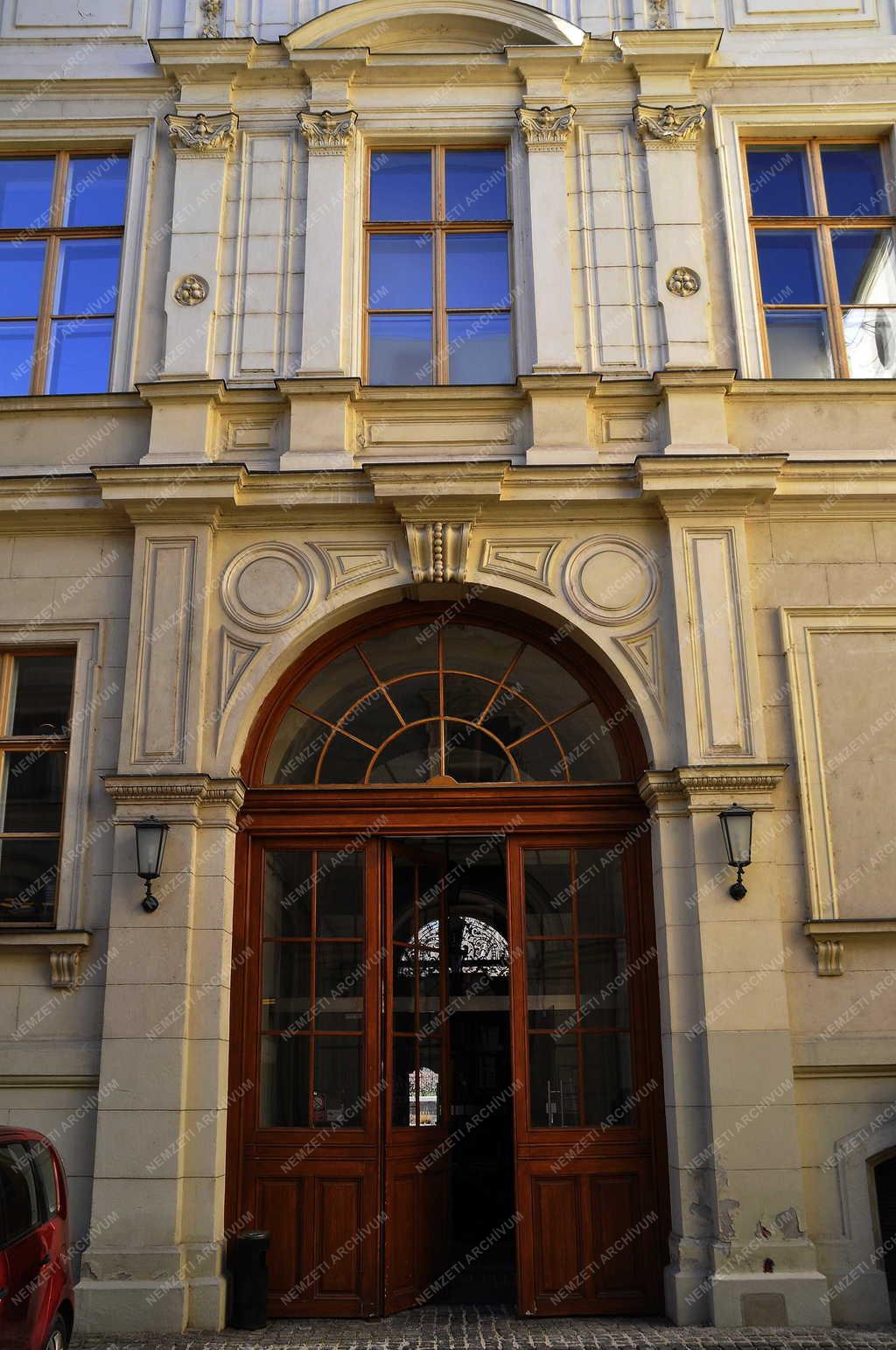 Oktatás - Budapest - Andrássy Gyula Egyetem