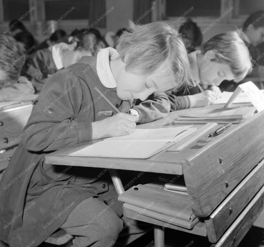 Oktatás - A téli szünet utáni első tanítási nap 