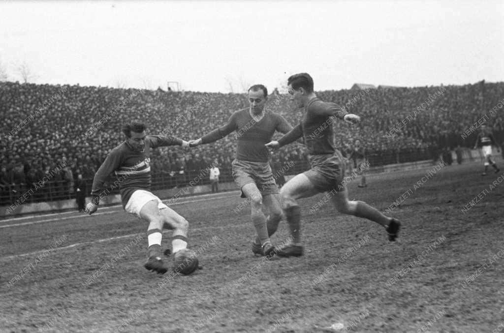 Sport - Labdarúgás - Honvéd-Vasas mérkőzés