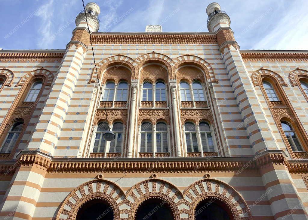 Egyház - Budapest – Megújult a Rumbach zsinagóga