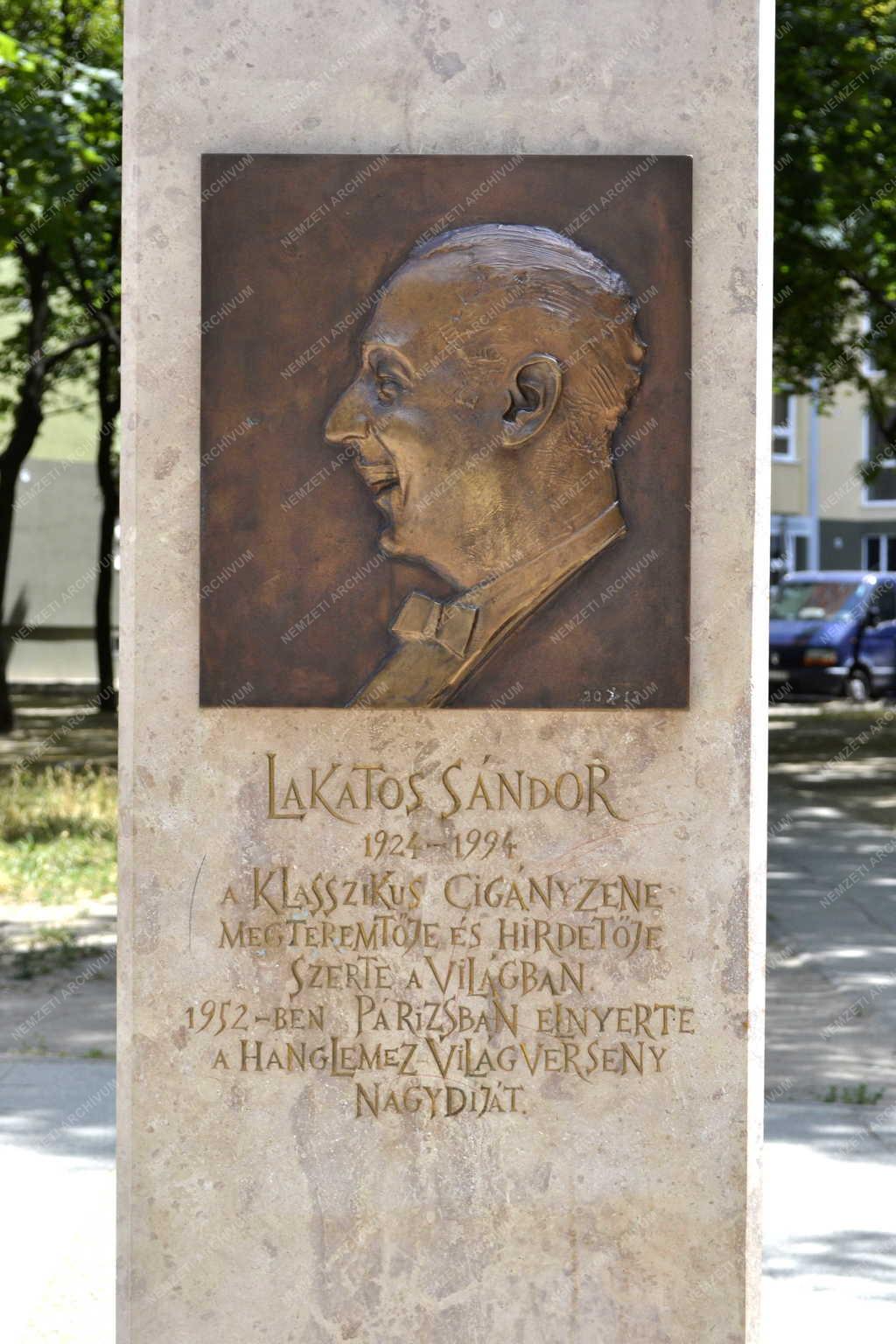 Műalkotás - Budapest - Lakatos Sándor domborműve