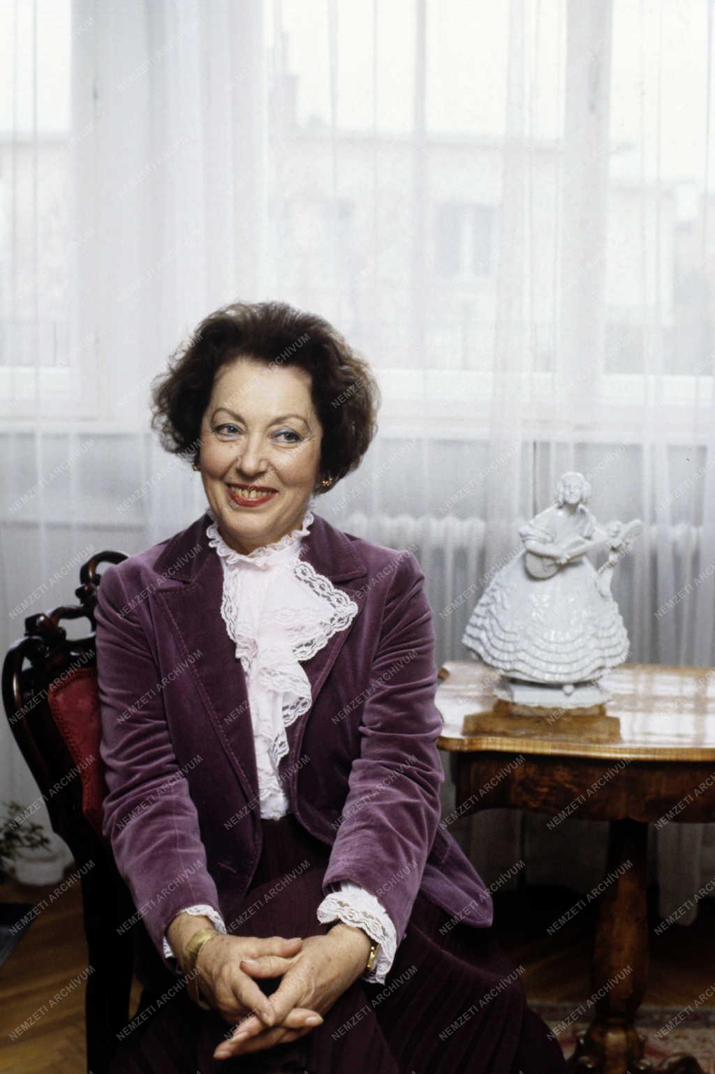 Kultúra - Lukács Margit színésznő