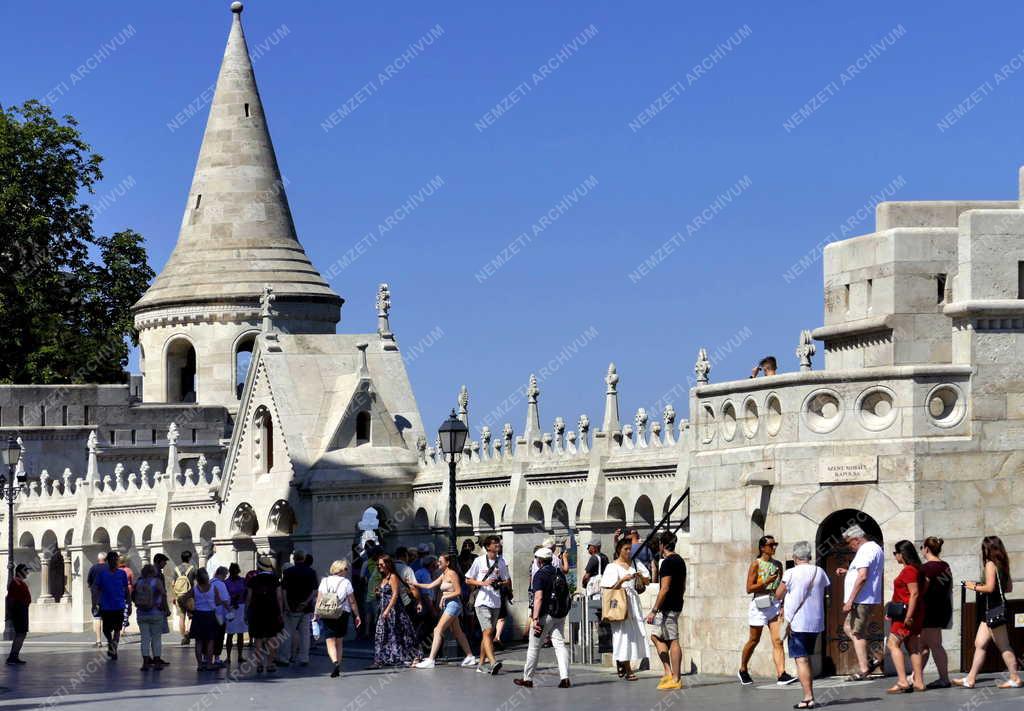 Turisták a Budai Várban