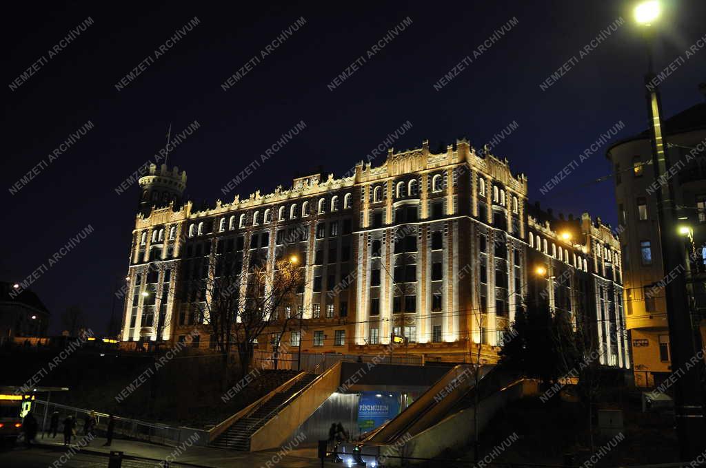 Városkép - Budapest - Széll Kálmán tér - Postapalota
