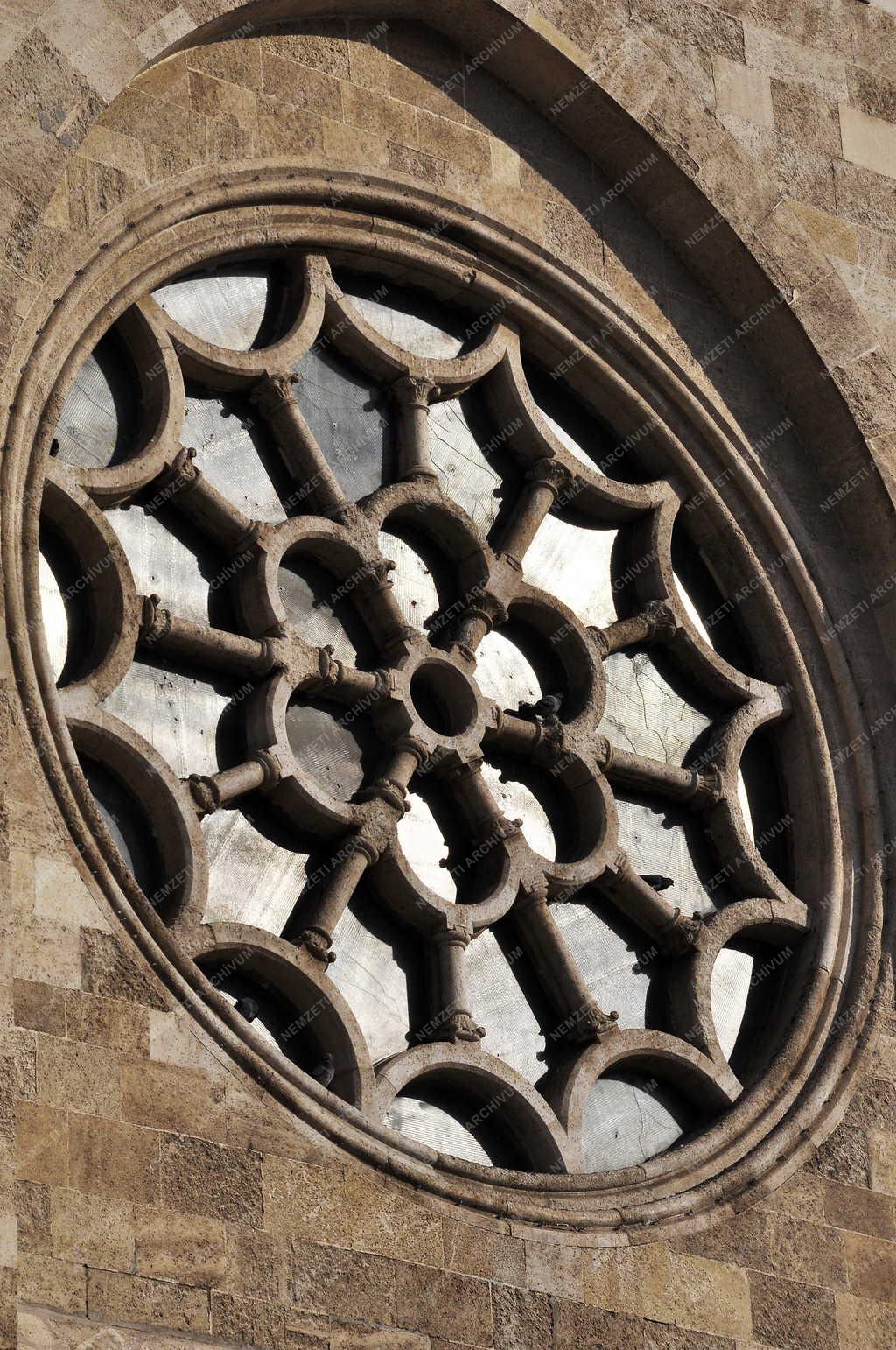 Egyház - 90 éves az Újlipótvárosi Árpád-házi Szent Margit templom