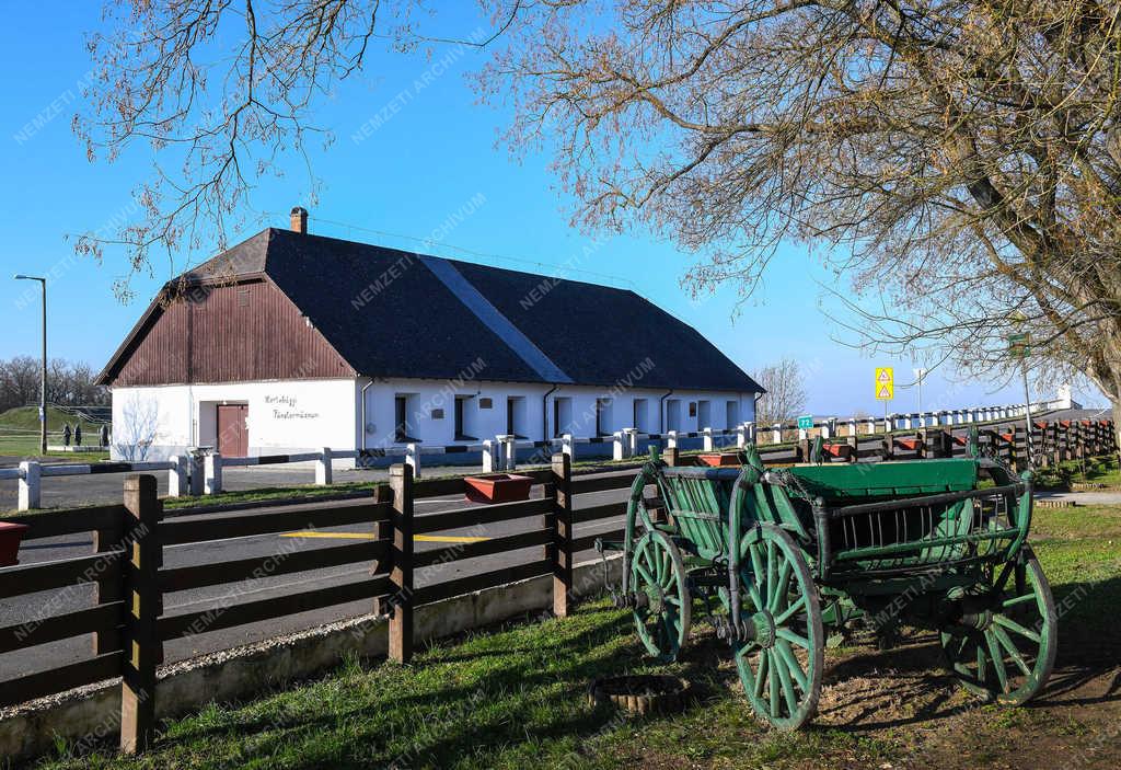 Turizmus - Hortobágy - Pásztor múzeum