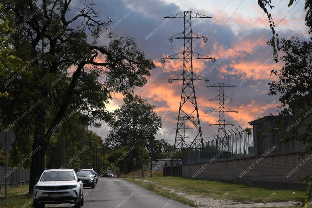 Energia - Budapest - Magasfeszültségű villamos távvezeték