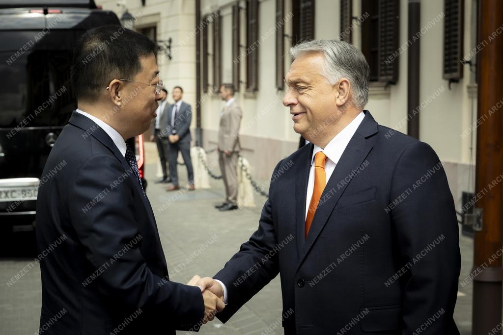 Orbán Viktor fogadta a Bank of China elnökét 
