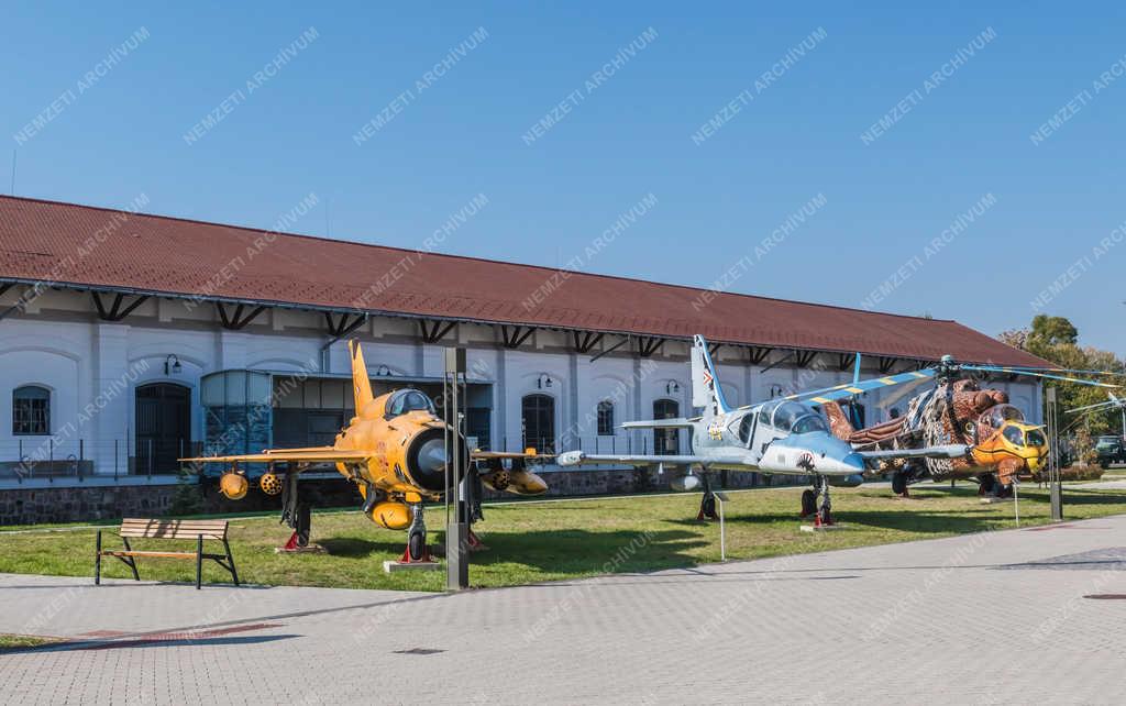 Kiállítás - Szolnok - RepTár