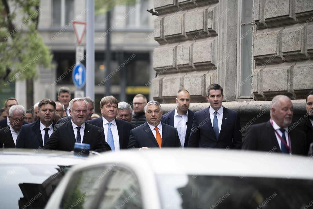 Megalakul az új Országgyűlés - A Fidesz- és a KDNP-frakció tagjai istentiszteleten vettek részt
