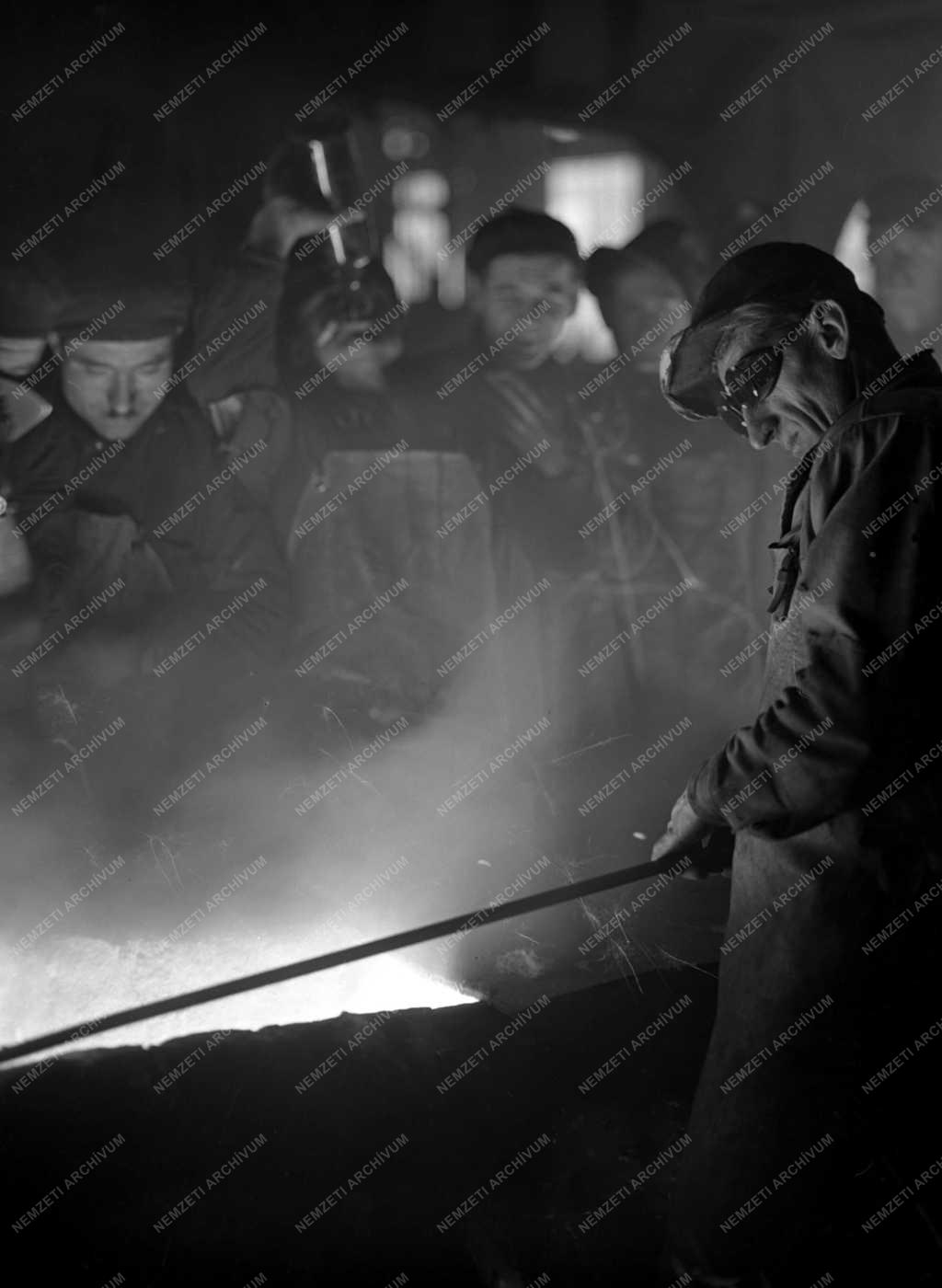 Ipar - MÁVAG Kohászati Üzemek