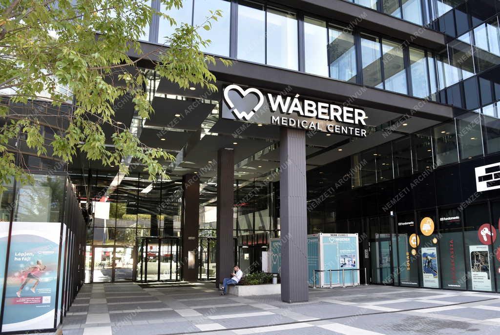 Városkép - Budapest - HillSide Irodaház - Wáberer Medical Center