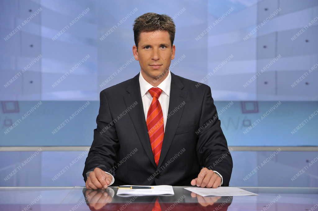 Televízió - Takács Bence Ervin műsorvezető