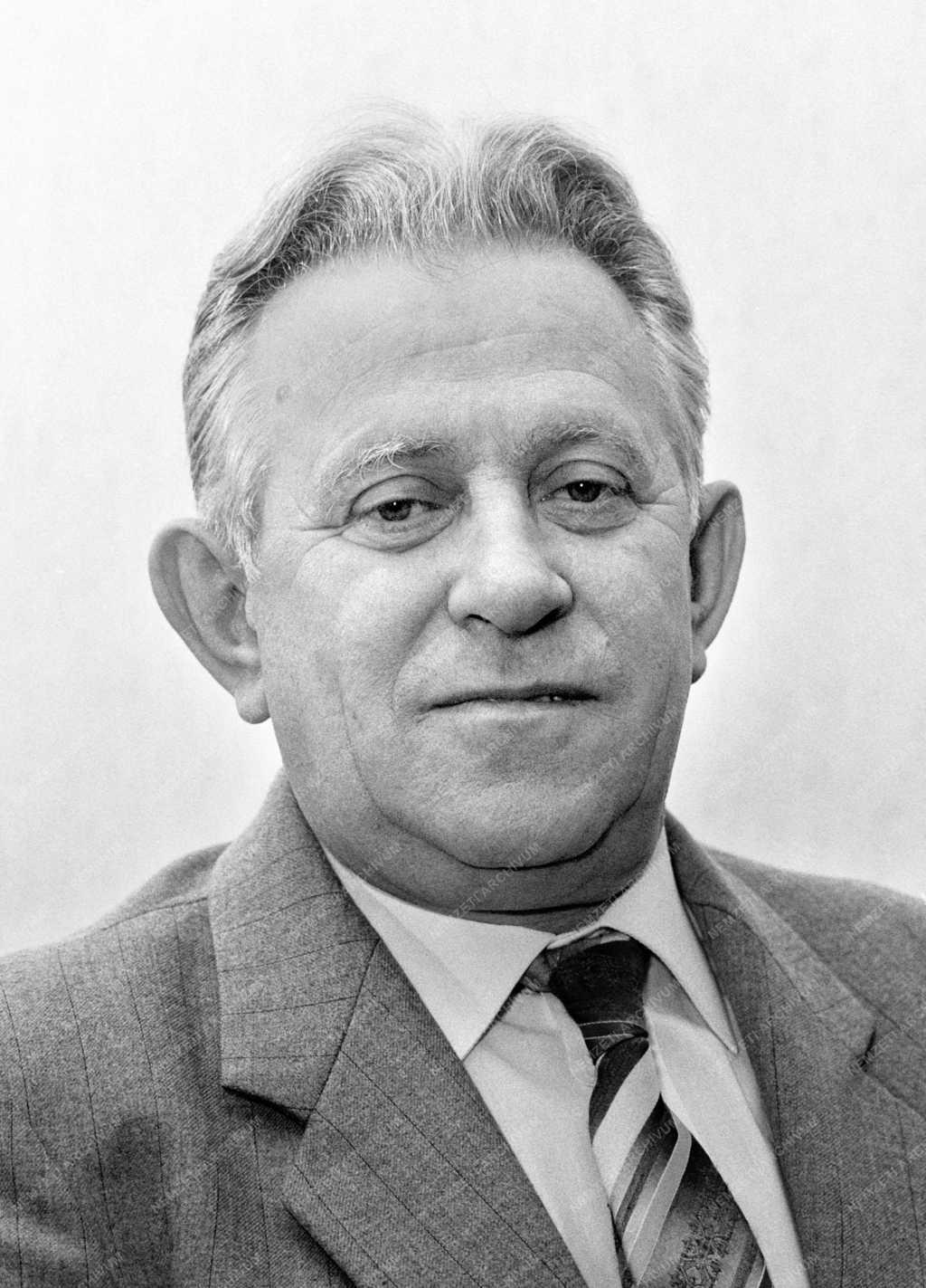 Belpolitika - Parlamenti képviselők