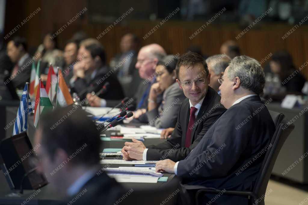 Szijjártó Péter az Ázsia-Európa Találkozó (ASEM) külügyminiszteri szintű tanácskozásán Luxembourgban 