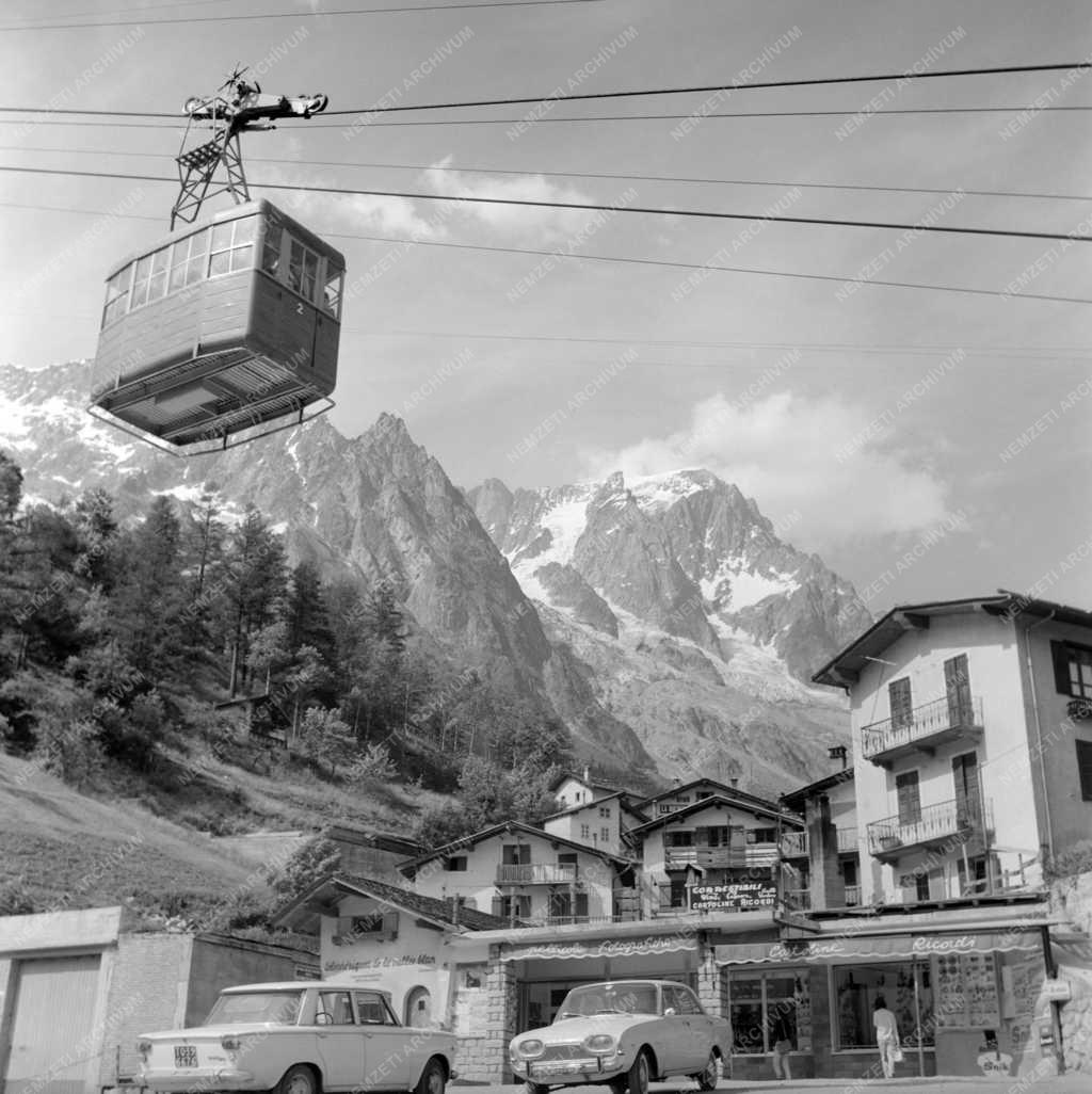 Tájkép - Olaszország - Courmayeur 