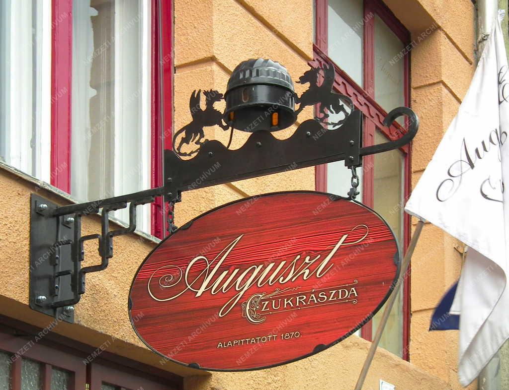 Táj, város - Budapest - Cégér