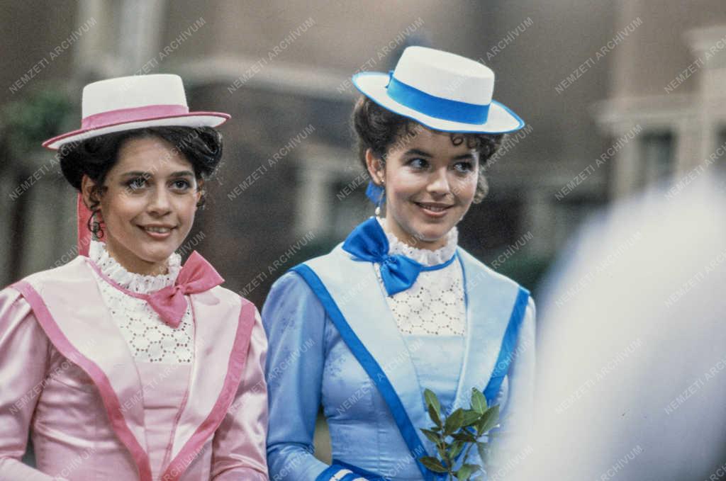 Kultúra - TV-film - Charley nénje