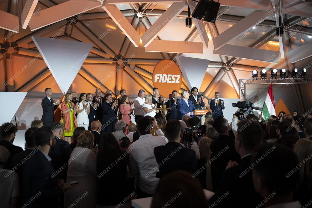 Voks 24 - A Fidesz-KDNP eredményvárója 