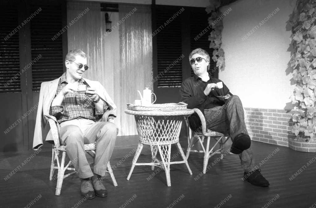 Színház - Thália Stúdió - Armand Salacrou: Túltisztességes hölgy