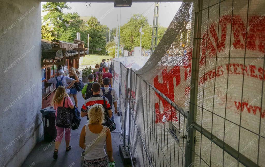 Közlekedés - Budapest - Vasútállomás felújítása