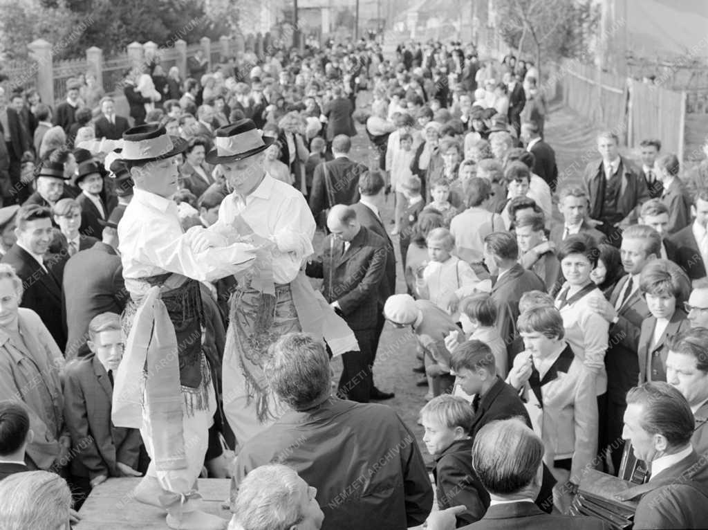 Kultúra - Húsvéti hagyományok Szigetbecsén