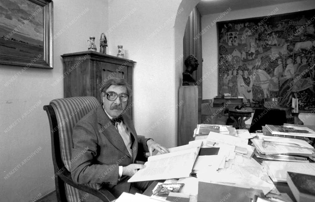 Személy - Trogmayer Ottó