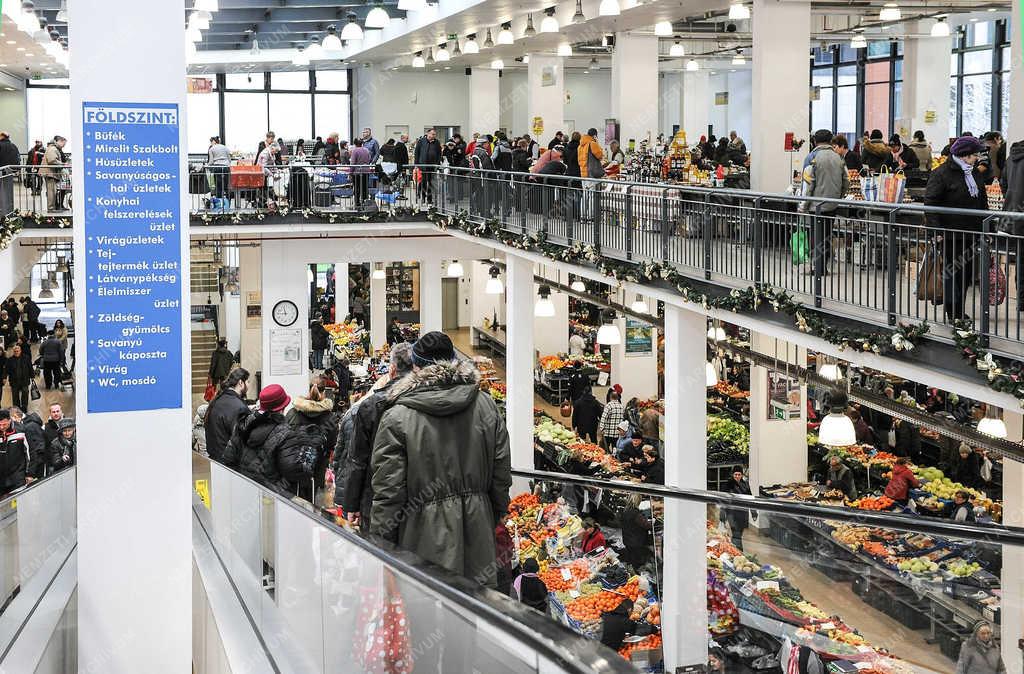 Kereskedelem -  Debrecen - Növekvő forgalom a Nagypiacon