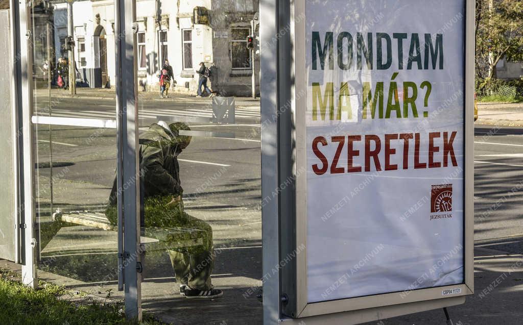Utcakép - Budapest - BKV buszmegálló