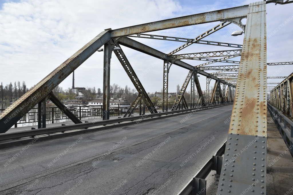 Közlekedés - Budapest - Gubacsi híd