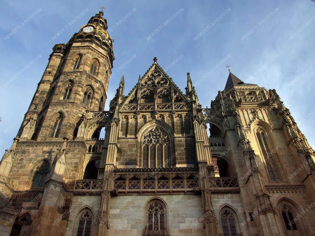 Egyházi épület - Kassa - Szent Erzsébet Főszékesegyház 