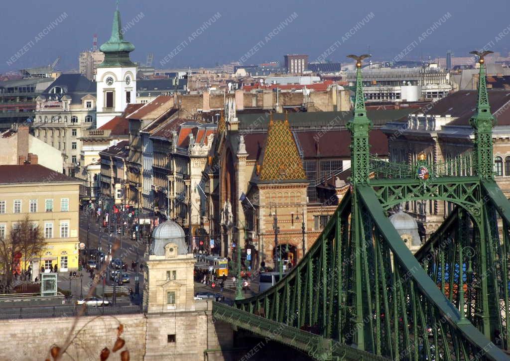 Budapest - Városkép - A Fővám tér környéke