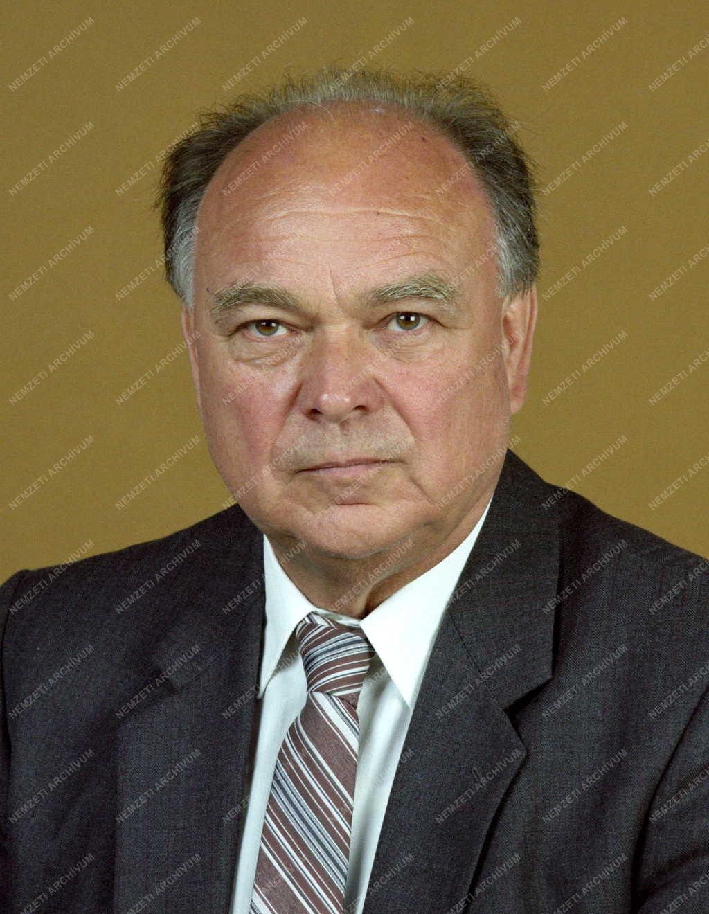 Belpolitika - Parlamenti képviselők