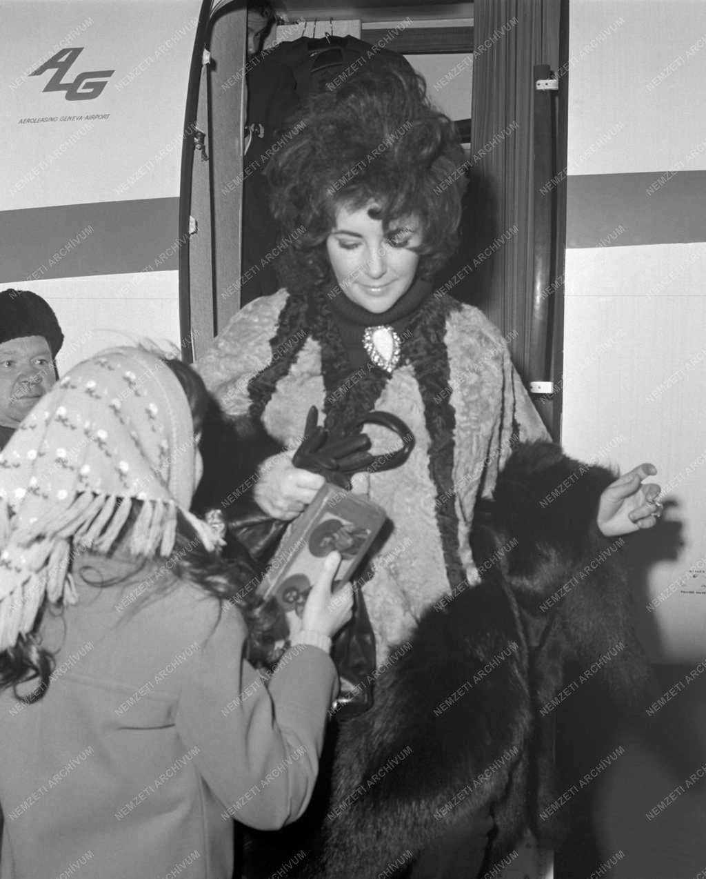 Külkapcsolat - Richard Burton és Liz Taylor Budapesten