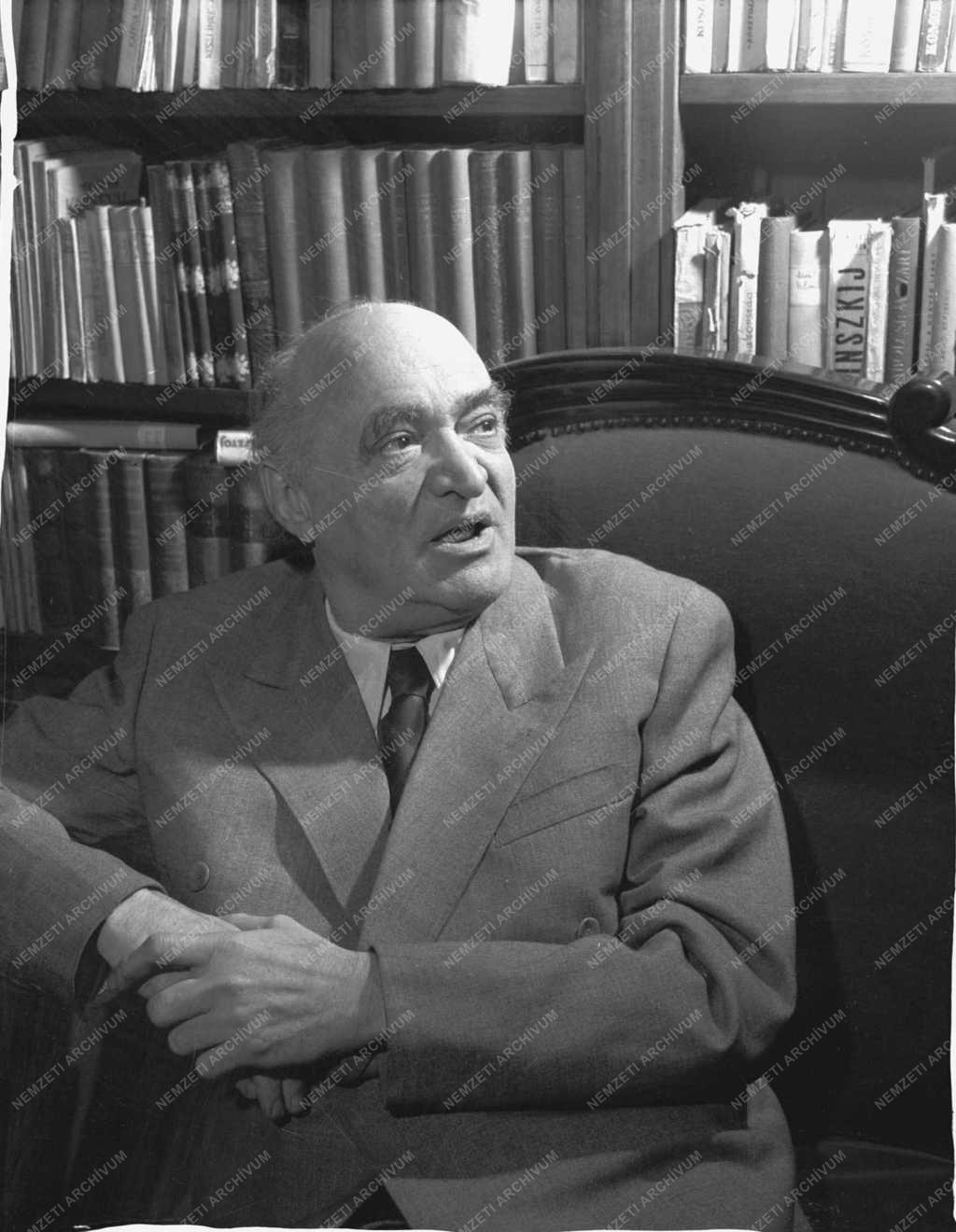 Személyek - Füst Milán író