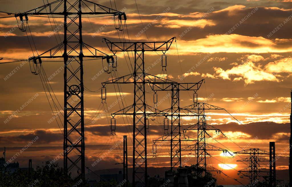 Energia - Budapest - Magasfeszültségű villamos távvezeték