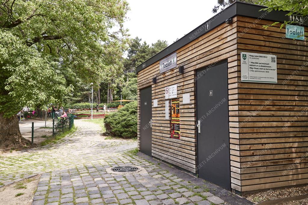 Szolgáltatás - Budapest - Nyilvános illemhely Pasaréten