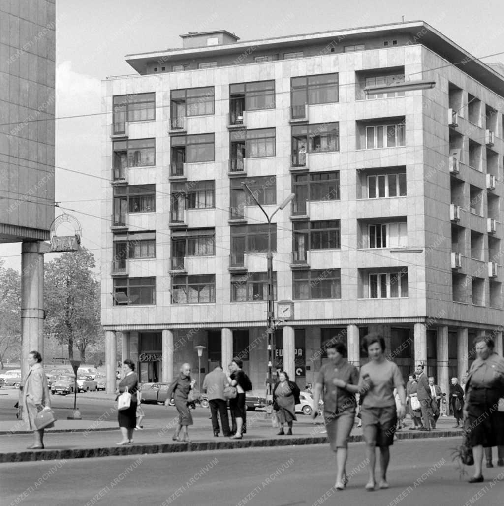 Városkép - Budapest - Mártírok útja