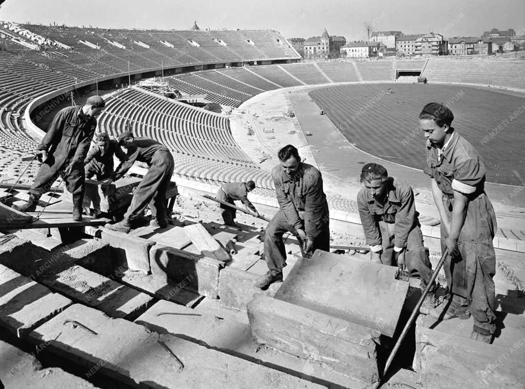 Építőipar - A Népstadion építése