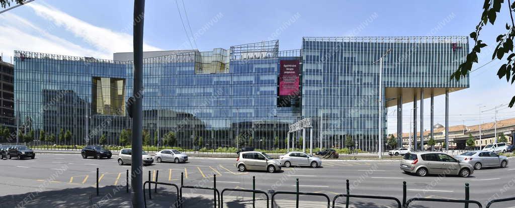 Távközlés - Budapest - Magyar Telekom és T-Systems székház