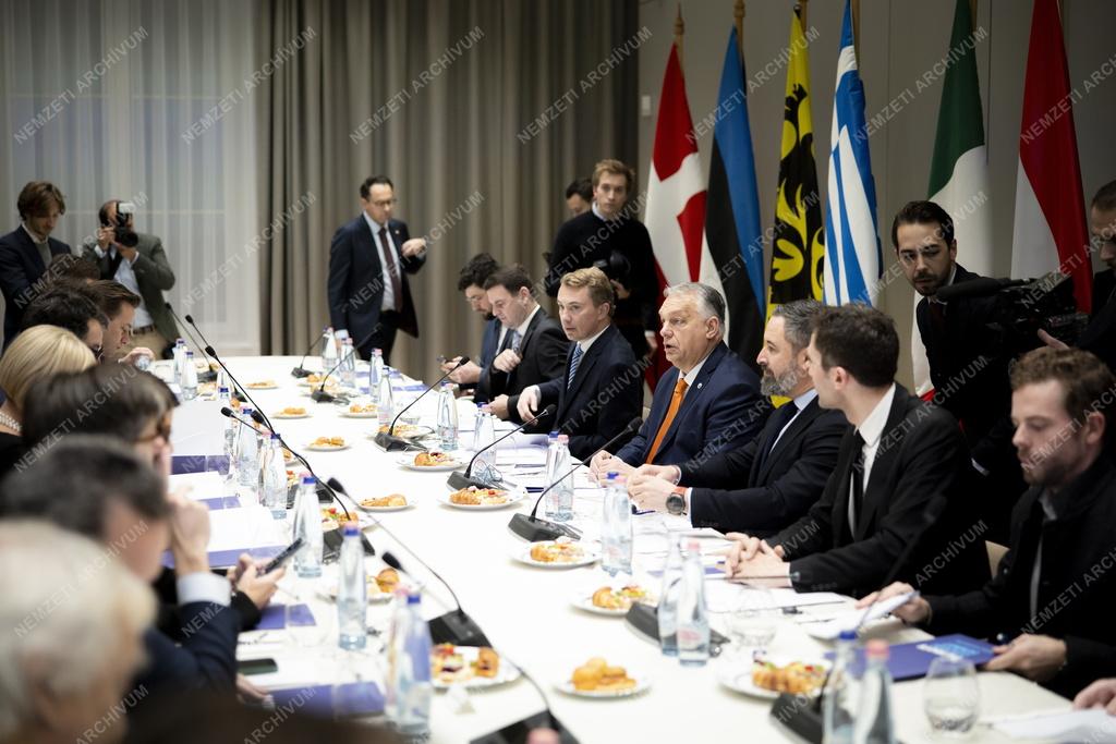 A Patrióták Európáért vezetőinek találkozója Brüsszelben