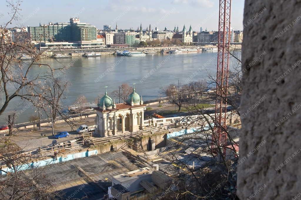 Műemlékvédelem - Rekonstrukció - A Várbazár felújítása