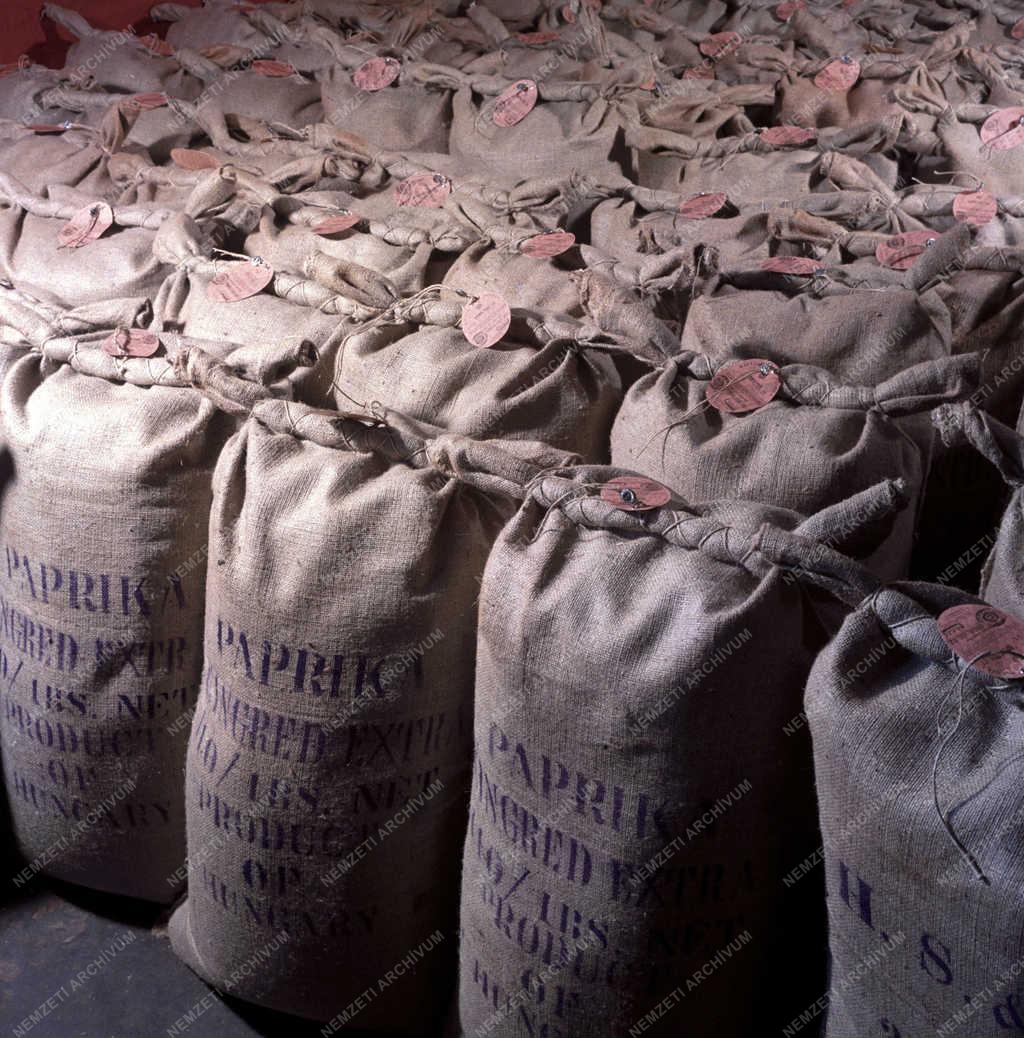 Mezőgazdaság - Külkereskedelem - Fűszerpaprika export