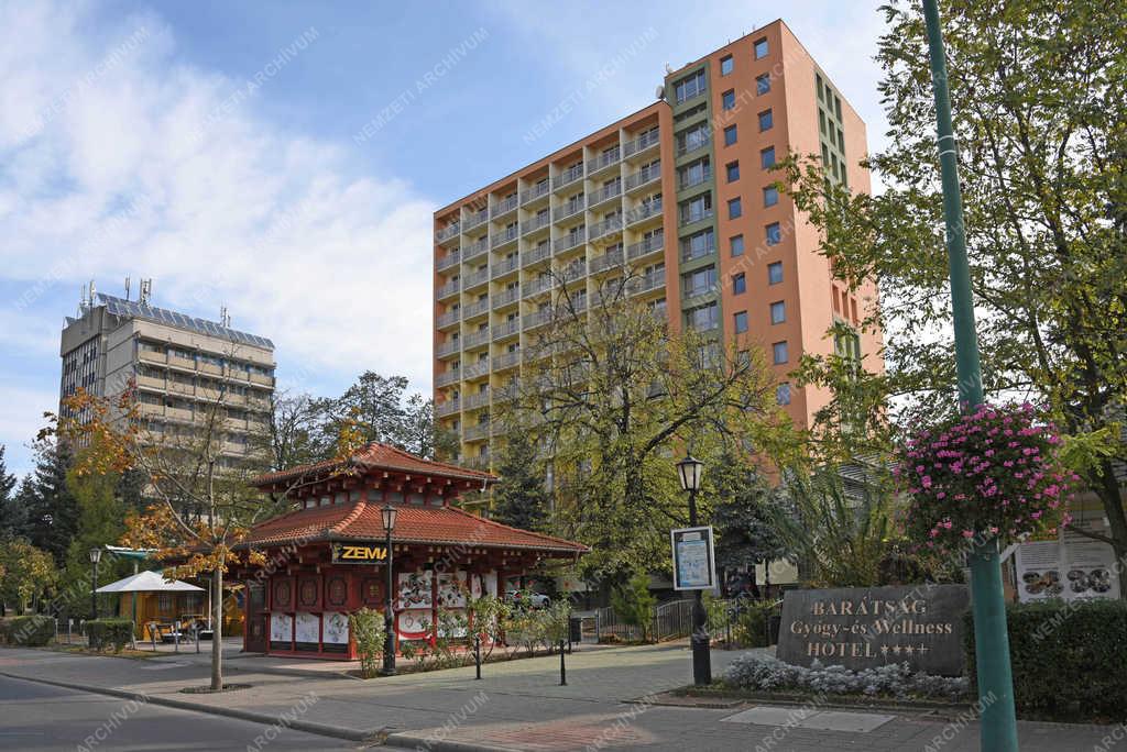 Idegenforgalom - Hajdúszoboszló - Barátság Gyógy- és Wellness Hotel