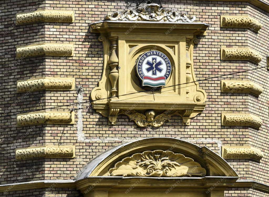 Egészségügy - Országos Mentőszolgálat - Központi Mentőállomás 