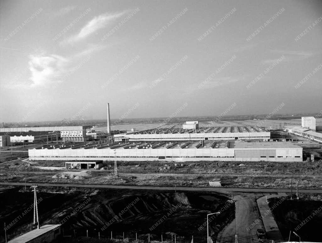 Kerámiaipar - Alföldi Porcelángyár