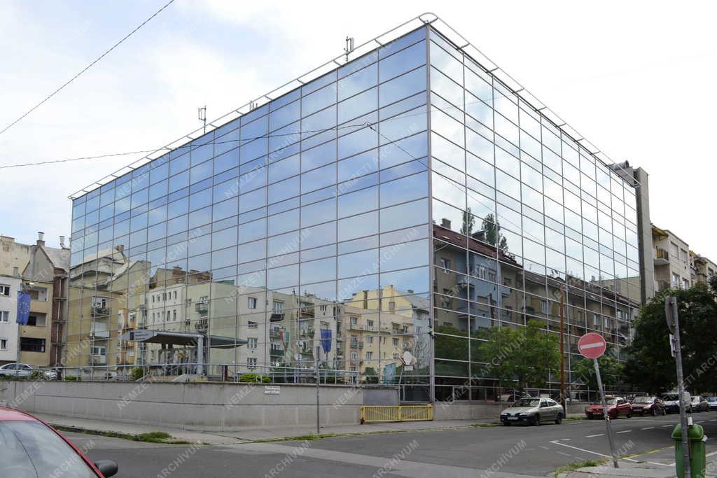Épület - Budapest - A Nyugdíjbiztosítási Főigazgatóság székháza